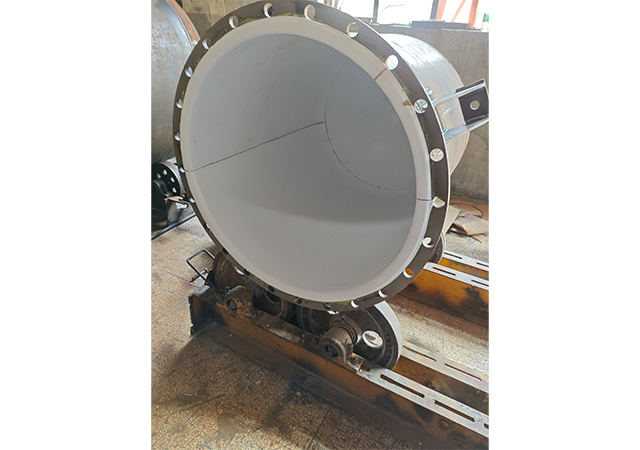 江蘇模壓襯四氟設備三通 無錫市佳瑞特防腐設備供應;