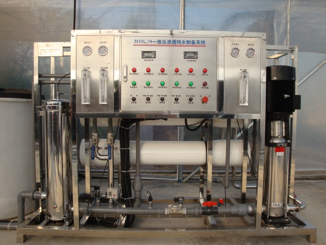 四川SS304不锈钢反渗透设备技术支持,反渗透设备