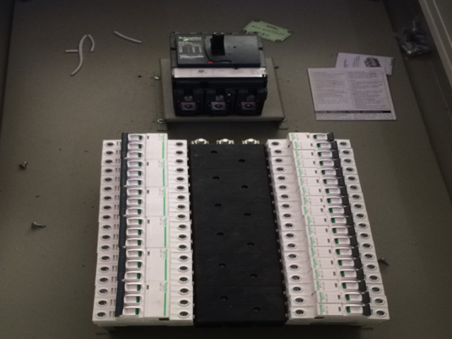 寶安區(qū)酒店熱插拔式動力柜優(yōu)化 深圳時代電氣供應;