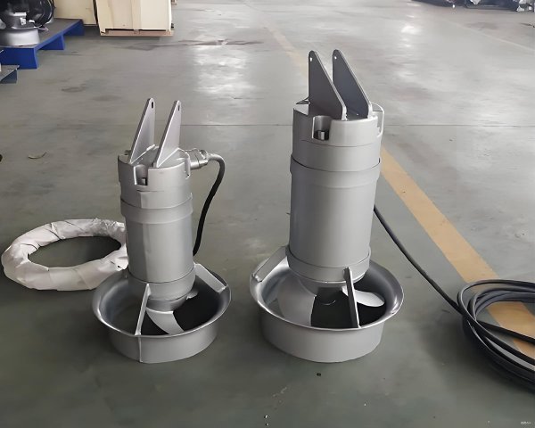 潛水攪拌機