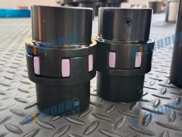 重慶大型梅花聯(lián)軸器生產(chǎn) 信息推薦 斯立德邇傳動技術供應