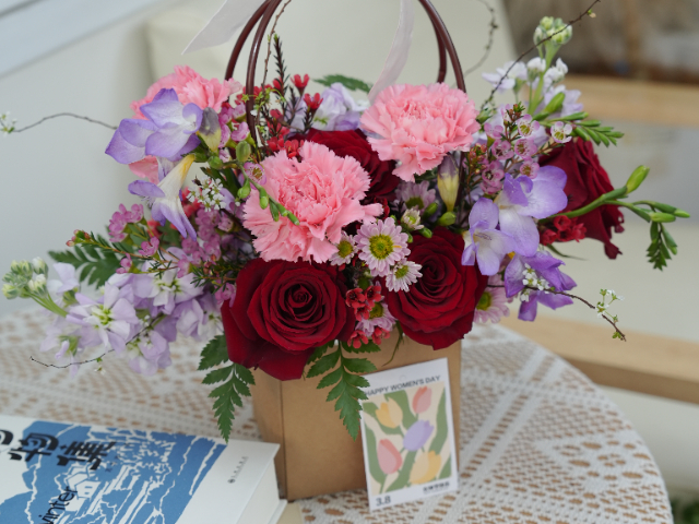 上海北京東路大堂花藝裝飾方案 廣州麗芳園林生態(tài)科技股份供應(yīng)