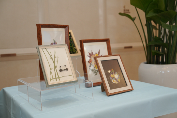 上海前灘商鋪花藝美陳方案 廣州麗芳園林生態(tài)科技股份供應(yīng)