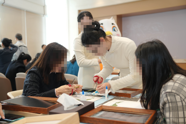 上海淮海中路餐廳花藝裝飾價格 廣州麗芳園林生態(tài)科技股份供應(yīng)
