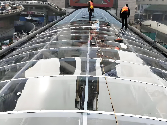 宁波采光顶棚pc耐力板透光性怎么样