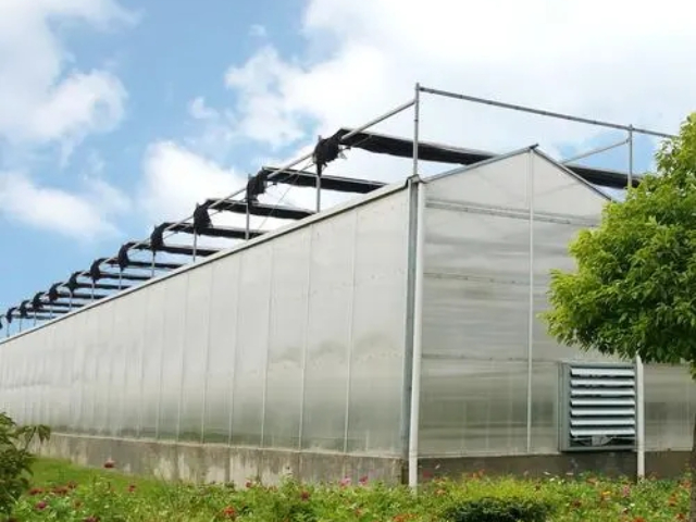 江蘇實(shí)心pc陽光板是什么材質(zhì) 蘇州逆鱗新材料供應(yīng)