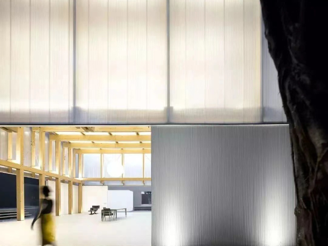 吳江幕墻pc陽光板有哪些種類 蘇州逆鱗新材料供應(yīng)