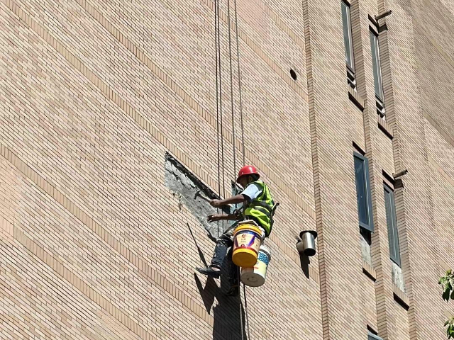 北京大厦墙翻新 诚信服务 上海广顺建设工程供应