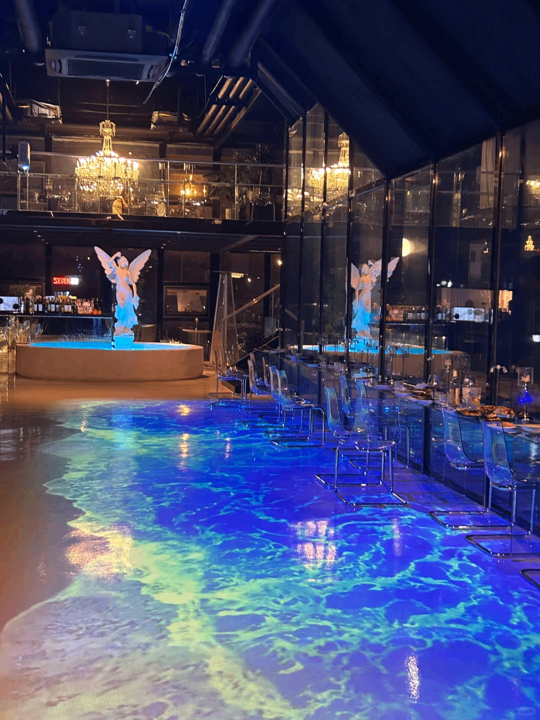 餐厅海浪地砖屏