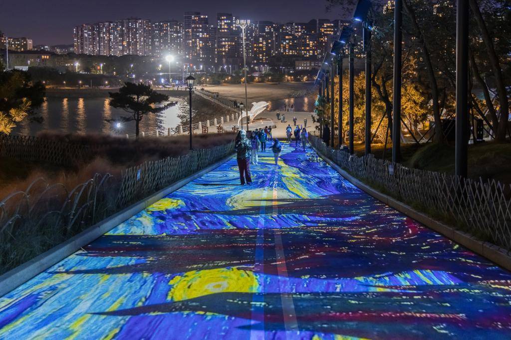 文旅夜游景区地面互动投影灯光亮化