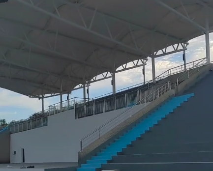 青岛某社区体育公园看台翻新 —— 便民空间的快速焕新实践