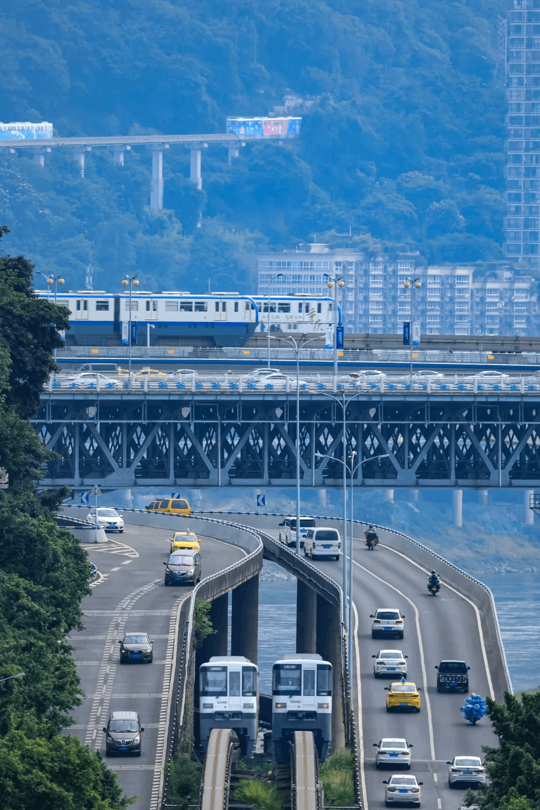 复杂地形轨道焊接难题突破！桑莱特放热焊接技术高效护航轨道交通