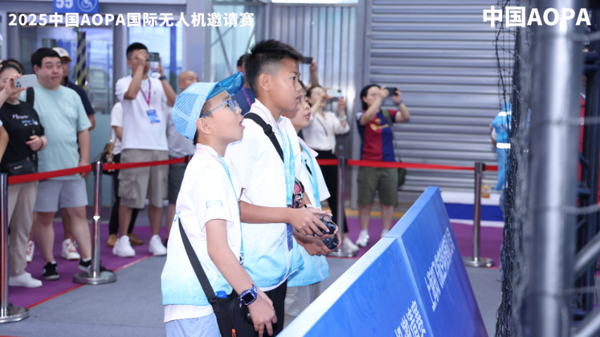 湖南无人机足球足球培训,无人机足球