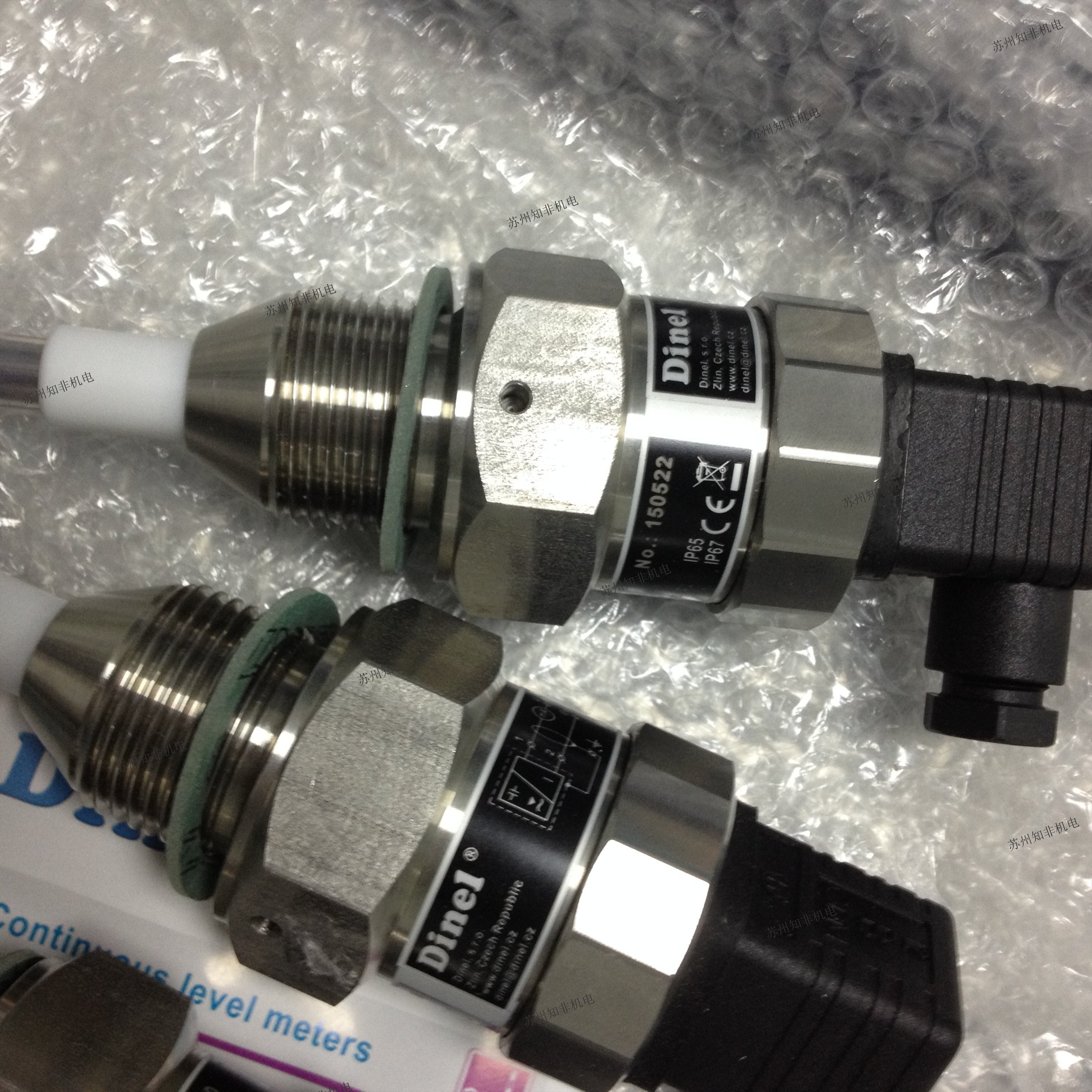 捷克DINEL迪耐爾CLM-36N-12-G,CLS-23E電容液位計DLS-35XiM-11超聲波液位計ULM-53N-06防爆雷達液位計GRLM-70XiT