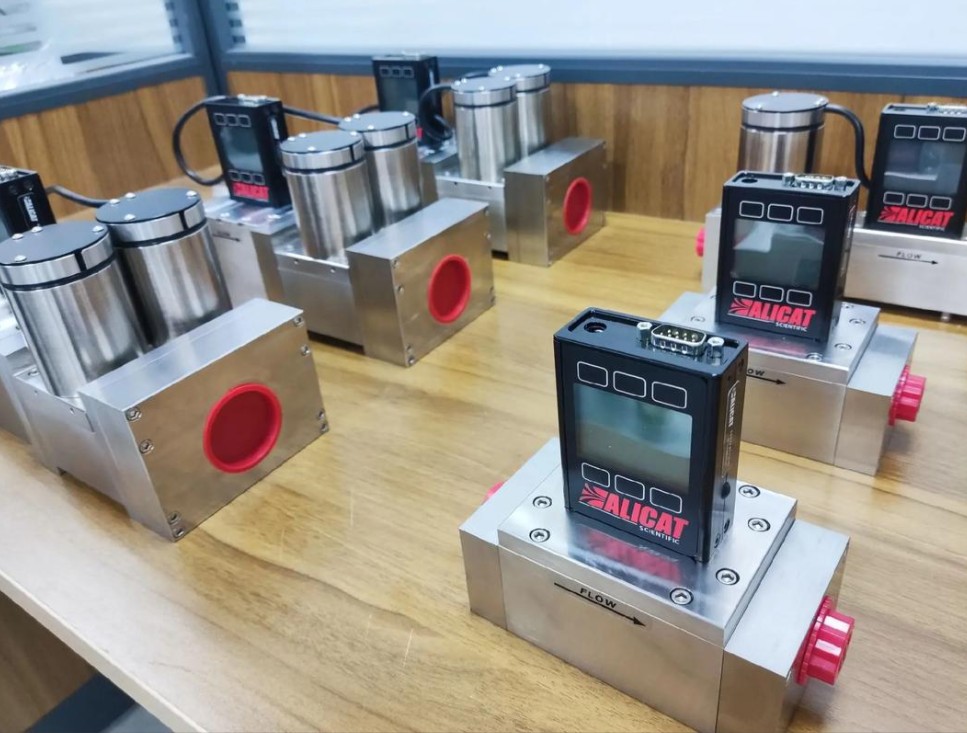 美國ALICAT艾里卡特IS-Pro壓力控制器,EPCD/PCDS-100PSIG雙閥電子壓力控制器,PCRH3-5PSIG-D-DB9M-485/CP控制閥