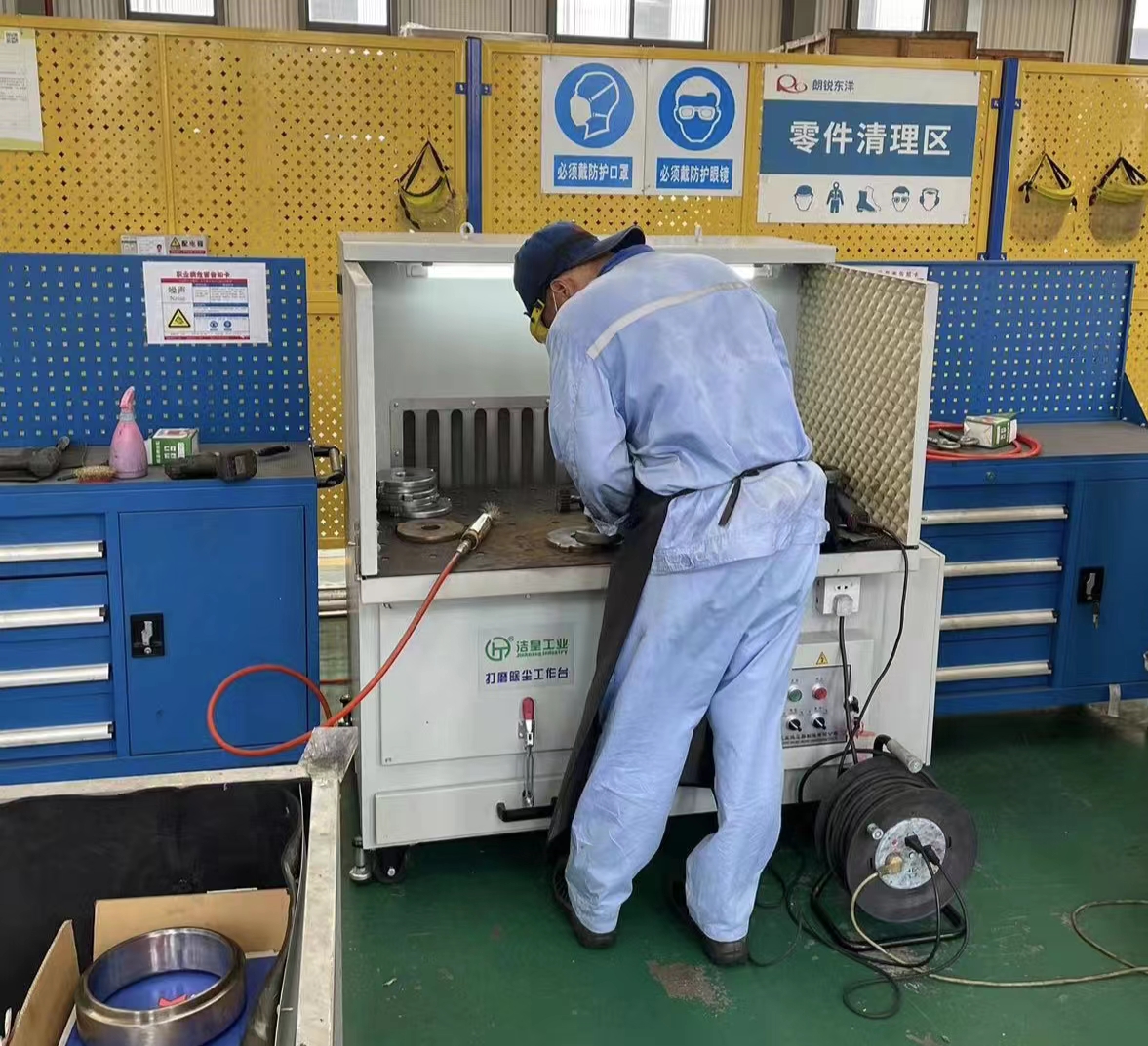 打磨除尘事情台选型——按工件特征匹配指南