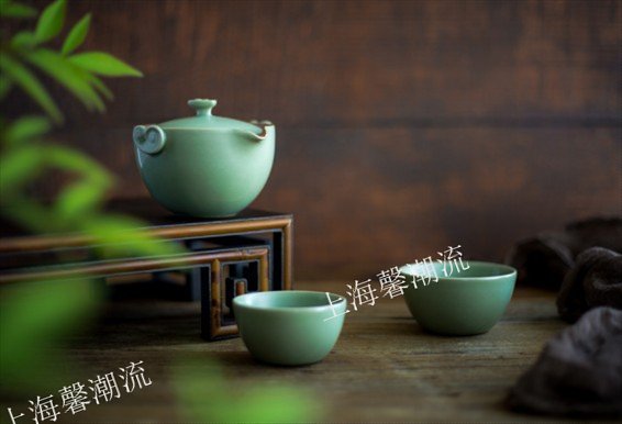 青瓷茶具