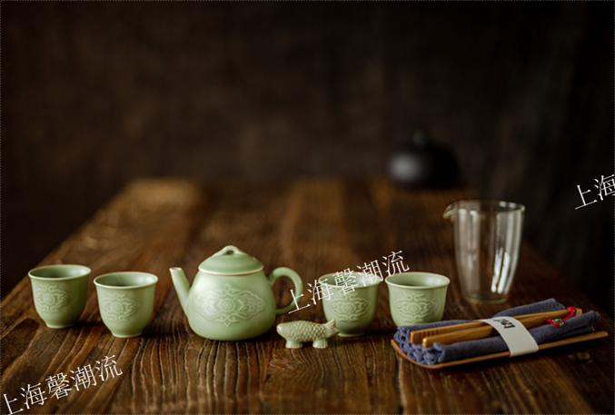 青瓷茶具