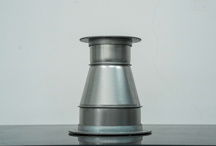 鄭州防銹螺旋風(fēng)管定制廠家 湖北江城偉業(yè)通風(fēng)工程供應(yīng);