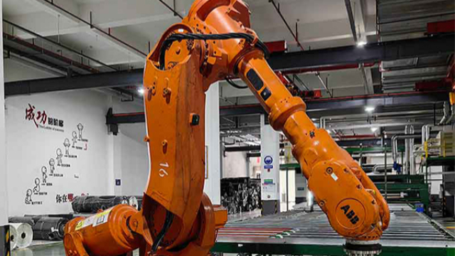 湖州ABB2600工業(yè)機械臂售后熱線 服務(wù)為先 浙江展杭自動化科技供應(yīng)