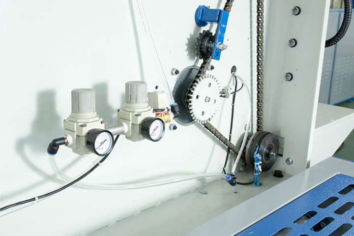 天津購買折疊機 上海愛滌機械供應