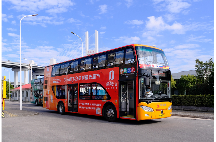 青浦區大巴車身廣告公司,車身廣告
