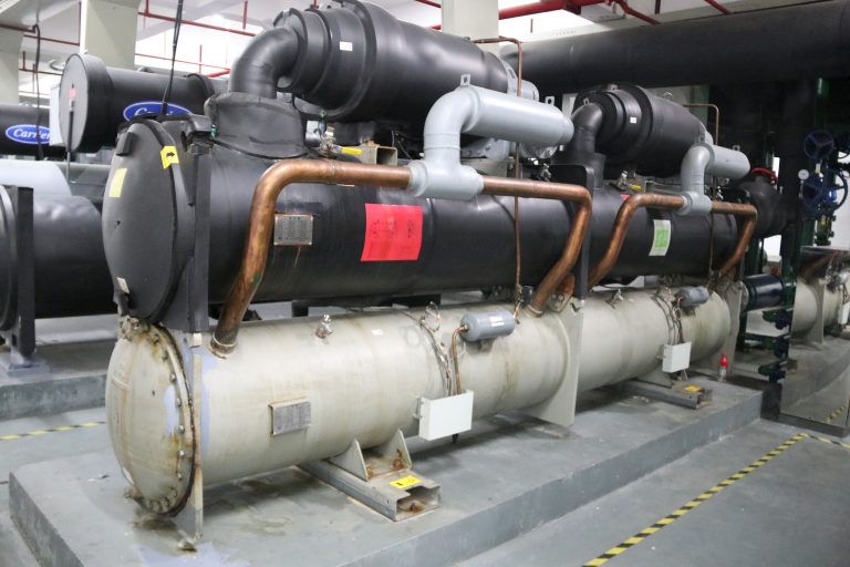 綠景紀(jì)元-中央空調(diào)辦證