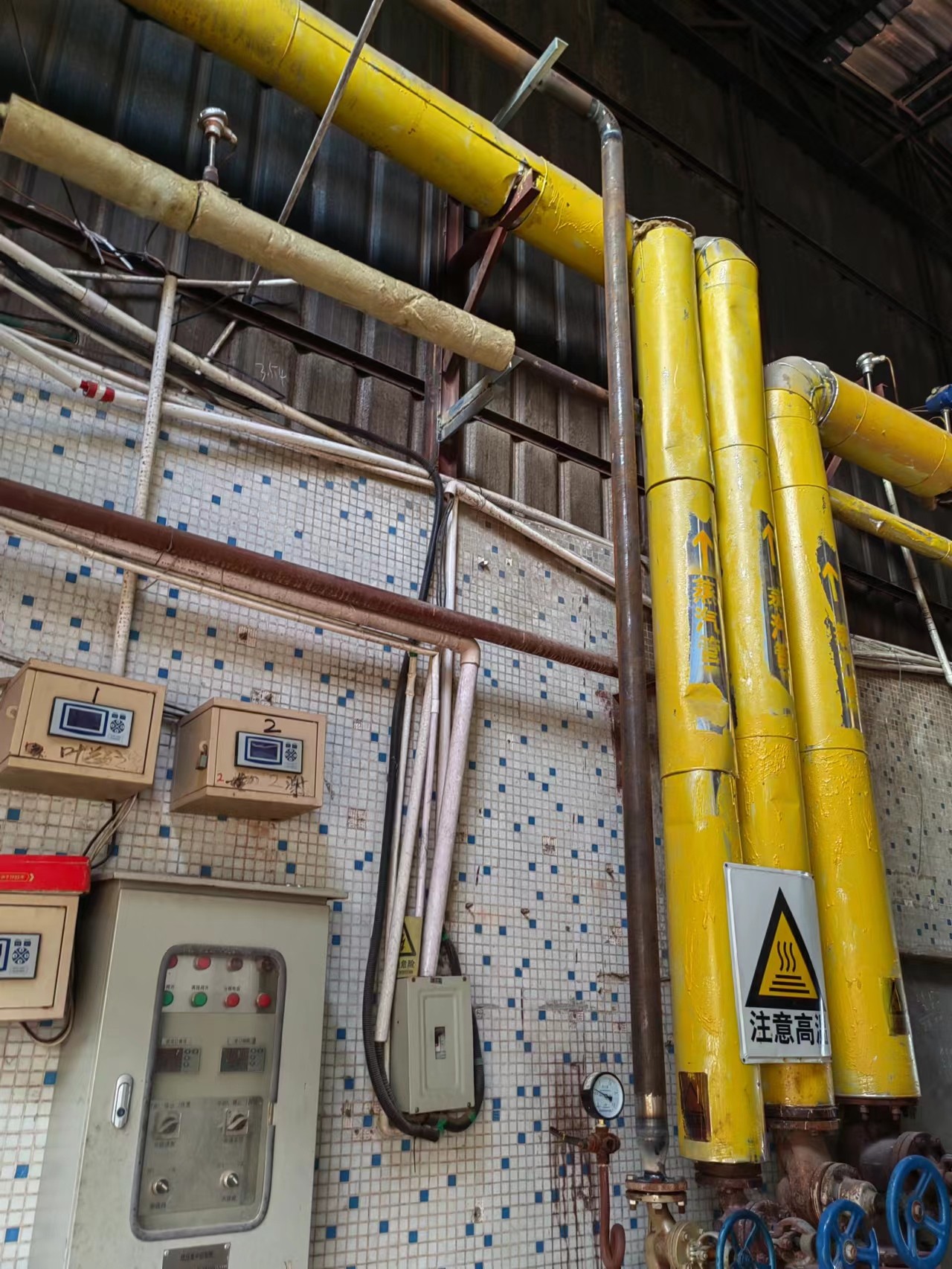 鵬潔洗滌-壓力管道安裝