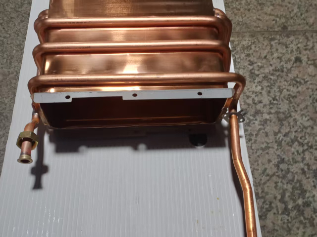 中山燃?xì)鉄崴鳠o(wú)氧銅水箱哪家好 中山市貝蒂斯電器供應(yīng);