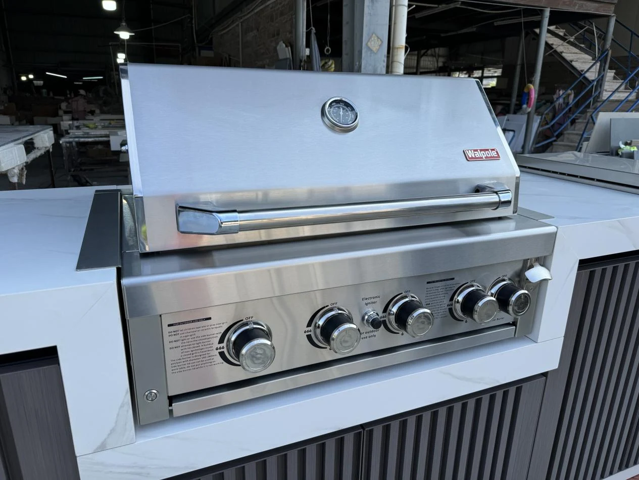 integrated luxury outdoor barbecue unit