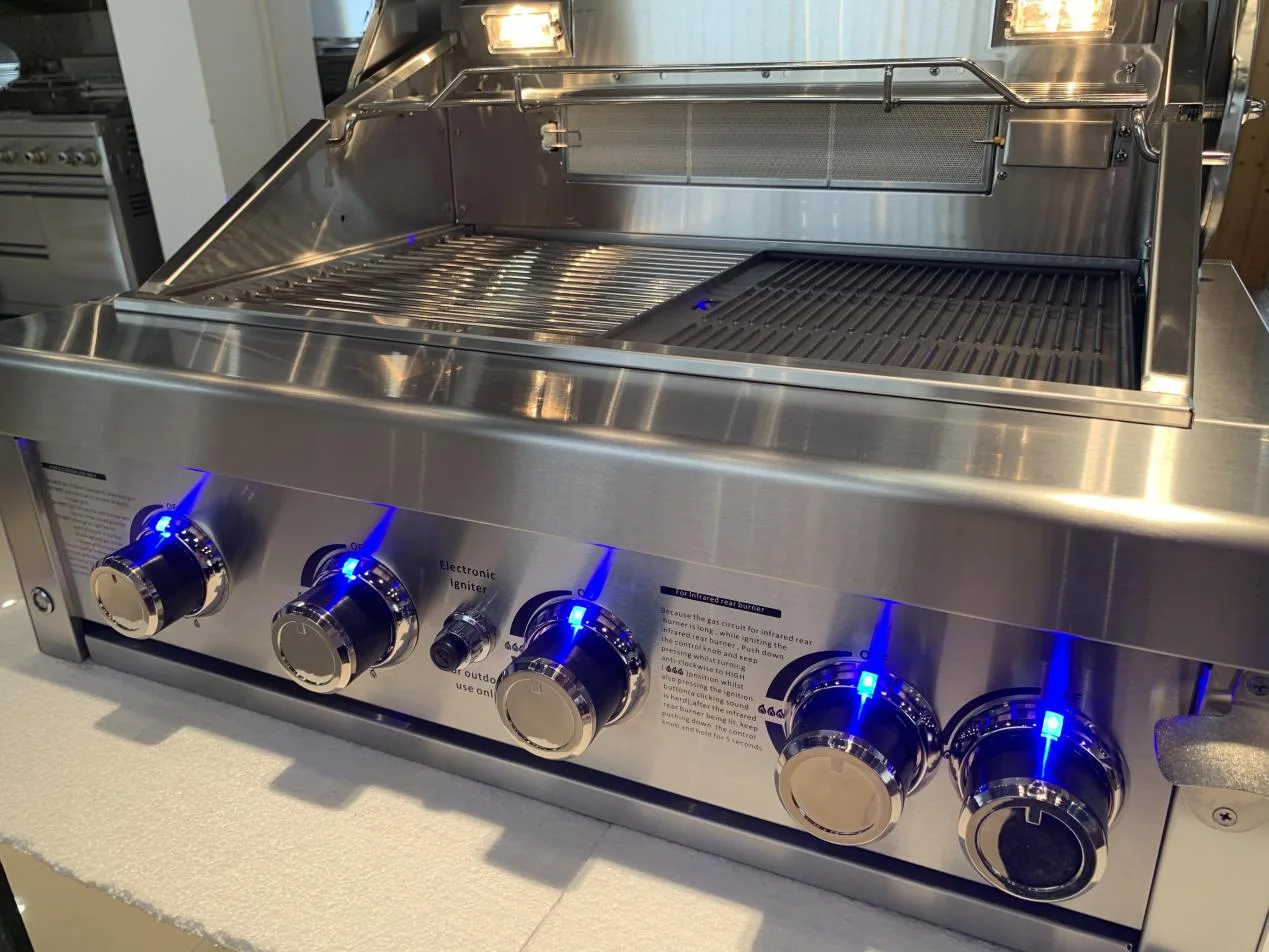 integrated luxury outdoor barbecue unit