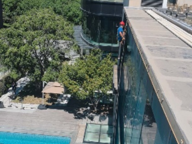 普陀區(qū)辦公樓幕墻設(shè)計 推薦咨詢 上海展凱幕墻工程供應(yīng)