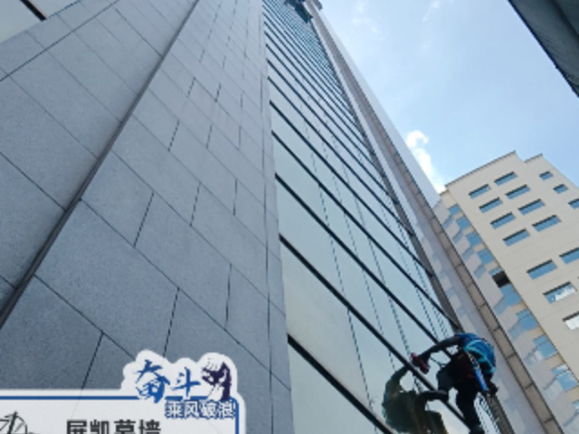 嘉定區(qū)高樓幕墻清洗公司 上海展凱幕墻工程供應(yīng)