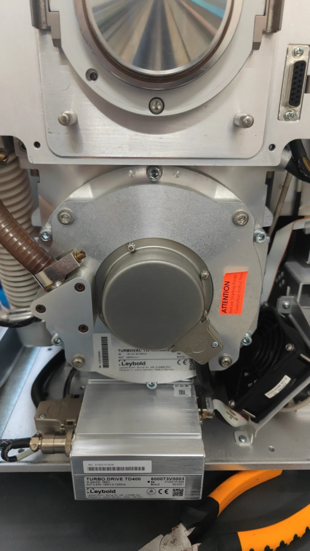 Triple Inlet Leybold TURBOVAC TW 400/300/25 S Triple Inlet Turbo Pump
