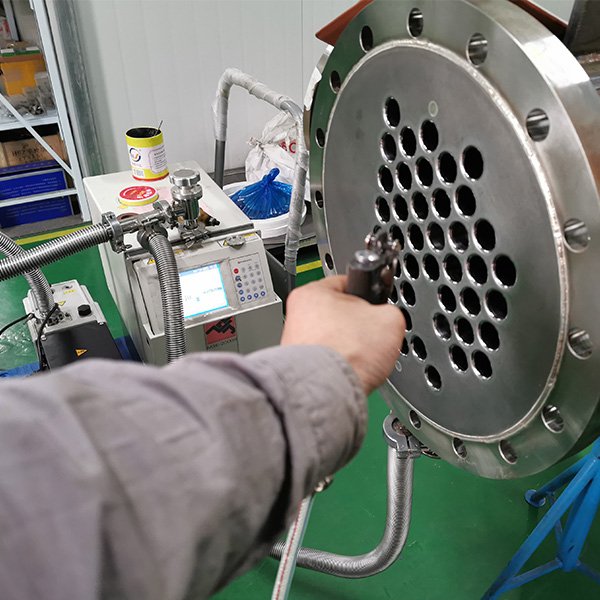 鉭材列管式換熱器 氦檢漏