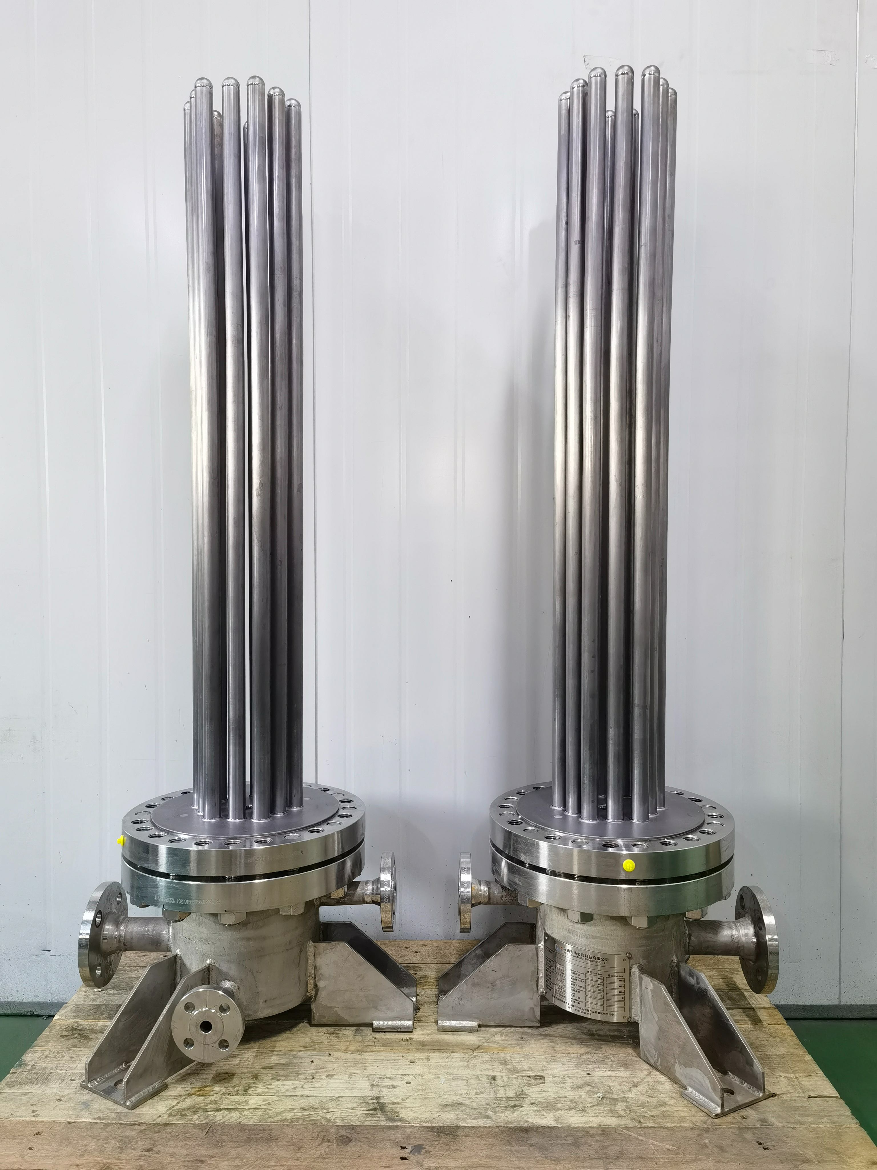 立式鉭材刺刀式加熱器 F=1㎡