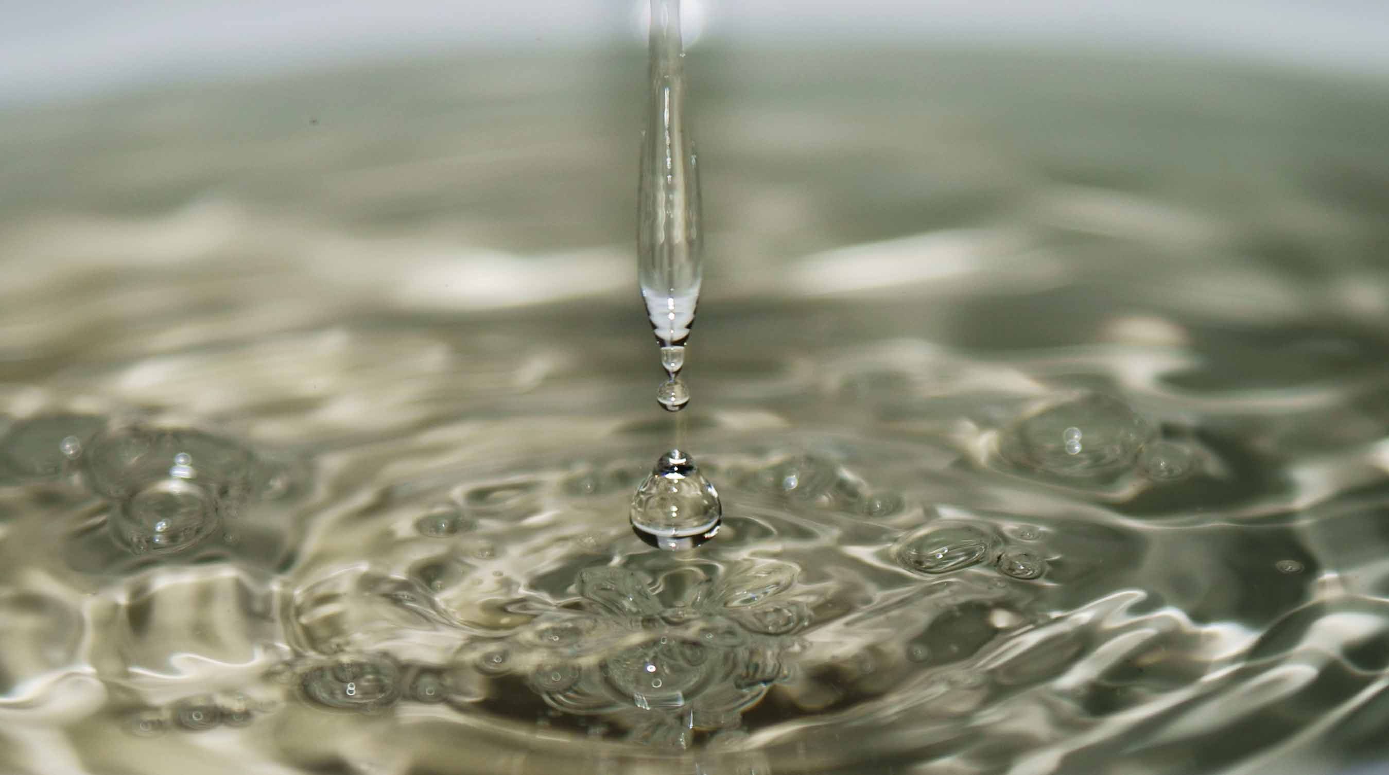 清澈与混沌:水样浑浊度对日常生活的影响_南京易知源检测技术有限公司