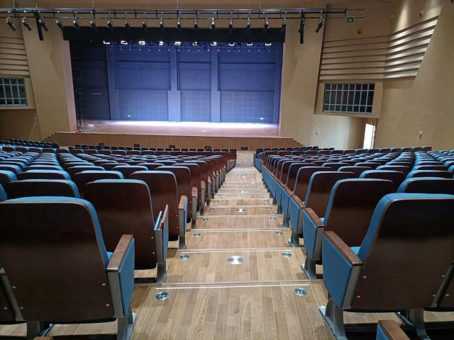 廣西舞臺木地板價格多少 創(chuàng)新服務 立美地板制品供應