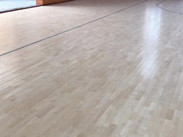 廣東地方運動木地板對比價