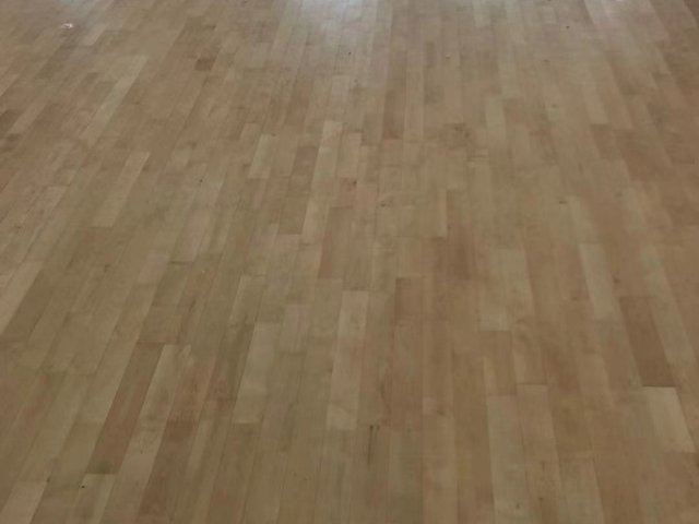江苏俄勒岗松运动木地板欢迎选购,运动木地板