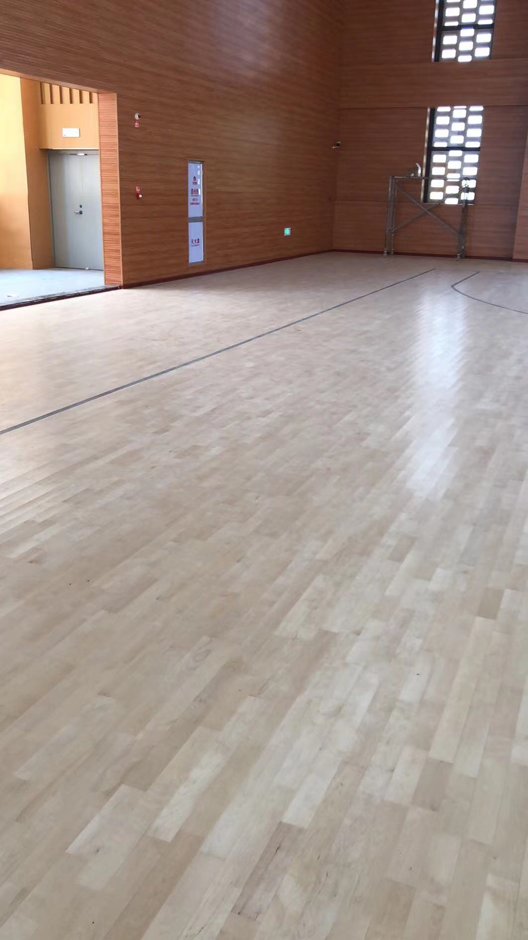 體育館運(yùn)動實(shí)木地板，立美廠家直銷之選