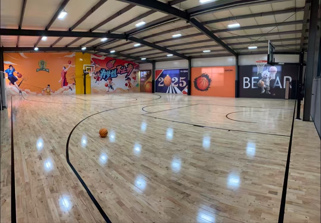 立美地板：20mm俄羅斯楓木，賽事級(jí)穩(wěn)定之選