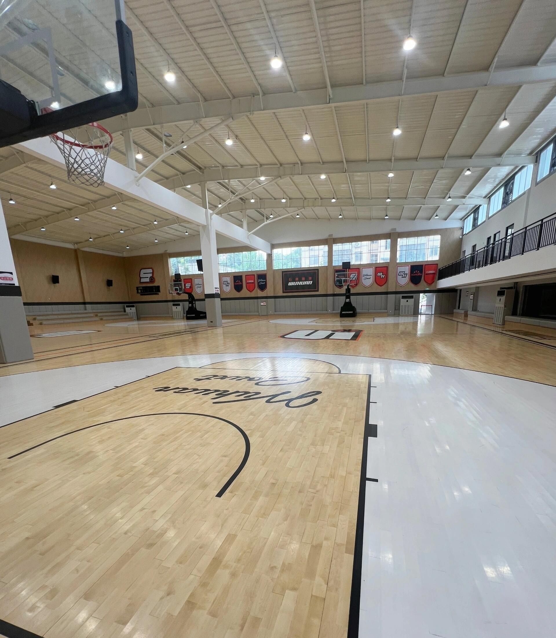 立美地板|运动木地板|体育场地板厂家