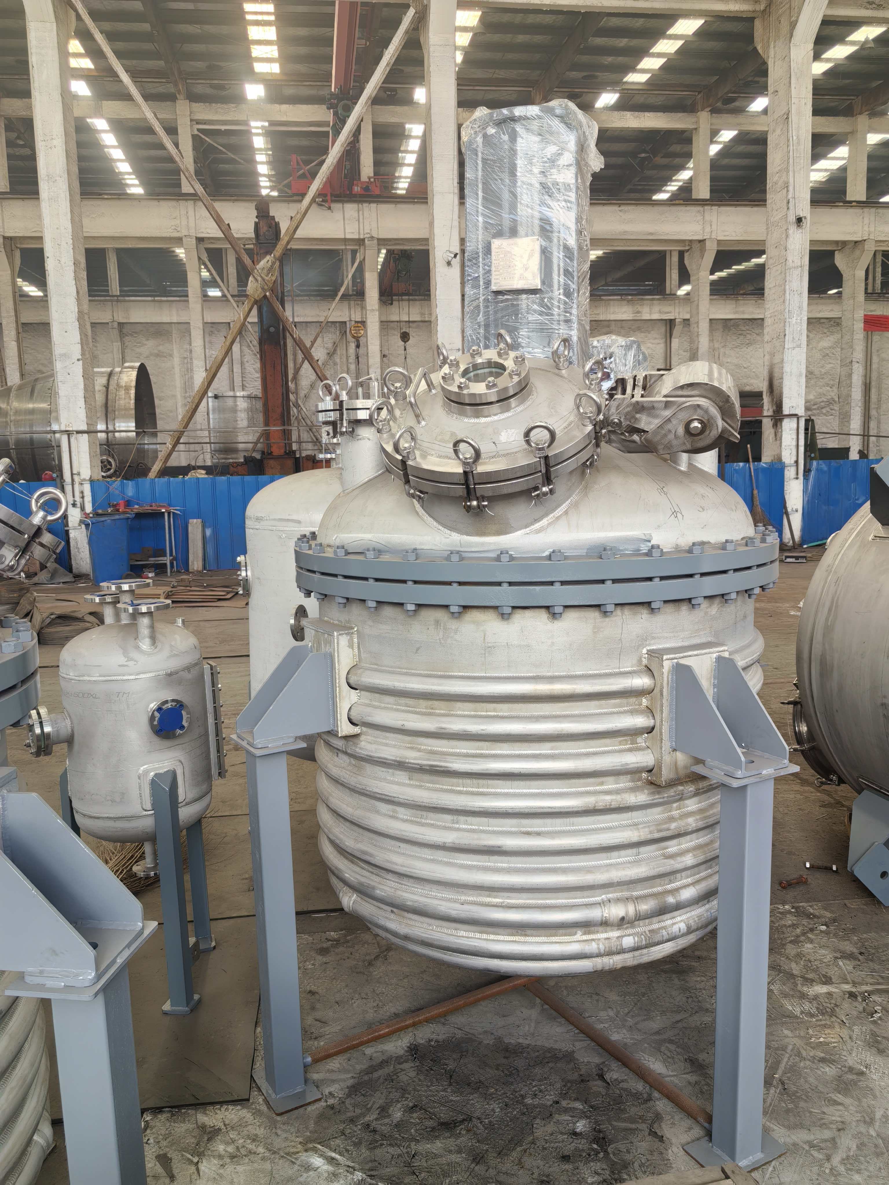 外盤管加熱反應(yīng)釜