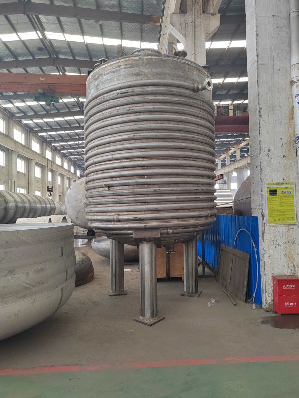 外盤管加熱反應(yīng)釜