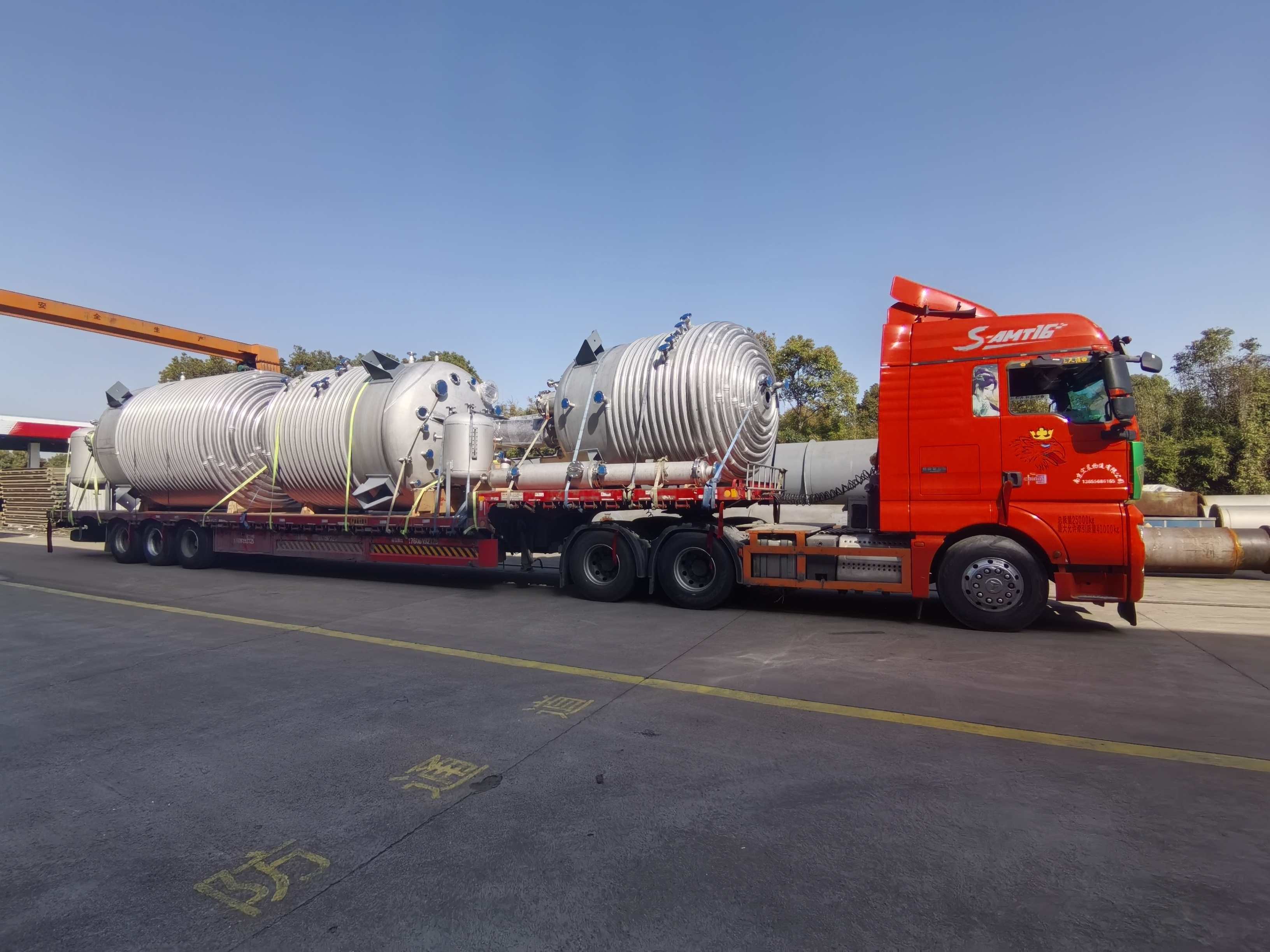 外盤管加熱反應(yīng)釜