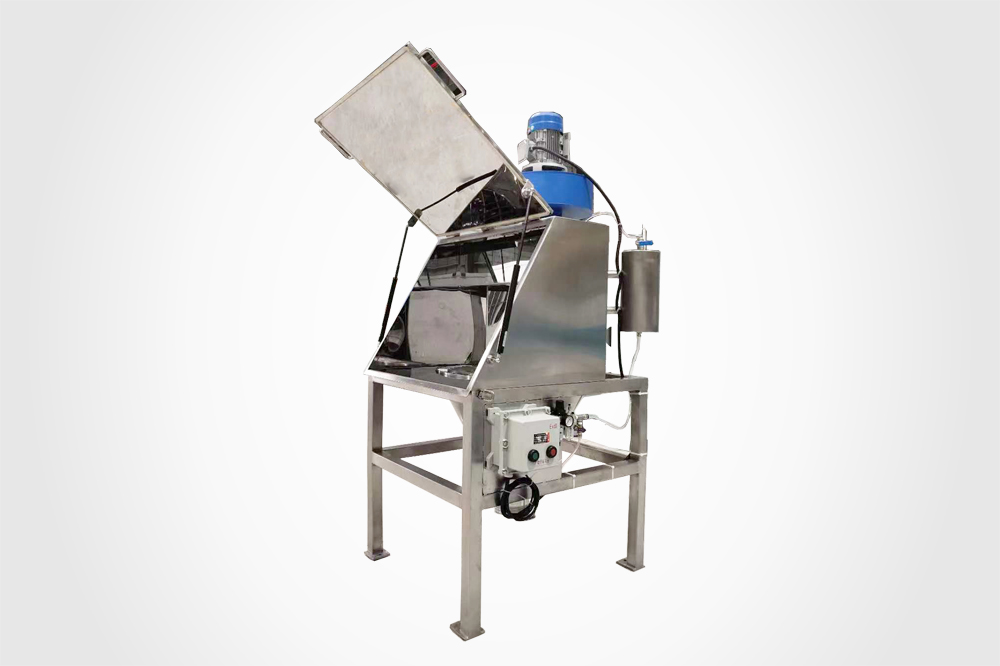 Small bag dust-free powder discharging station