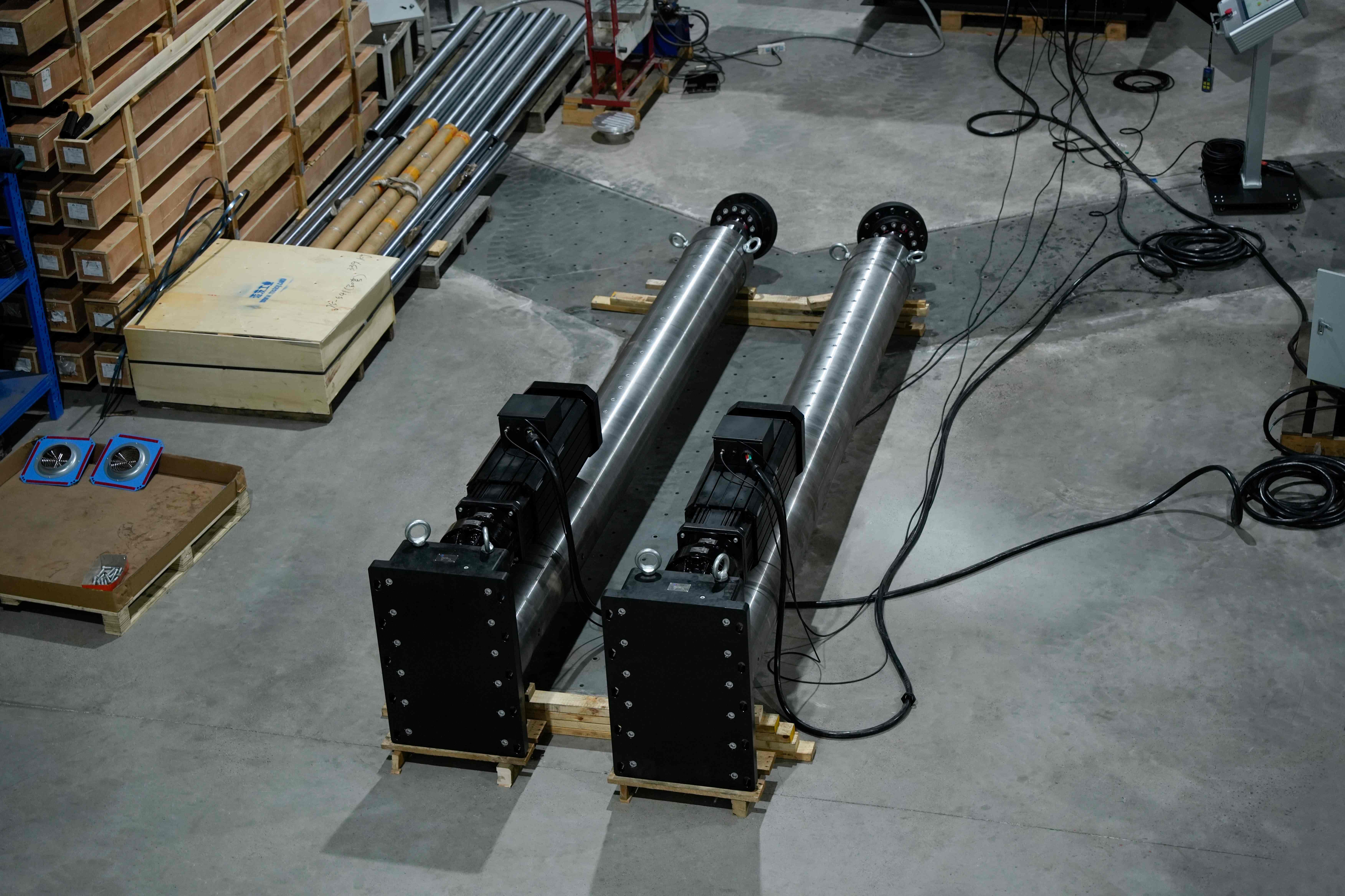 双 60 吨推力、3 米行程电缸系统同步顶升球形 LED 显示屏项目 双 60 吨推力、3 米行程电缸系统同步顶升球形 LED 显示屏项目