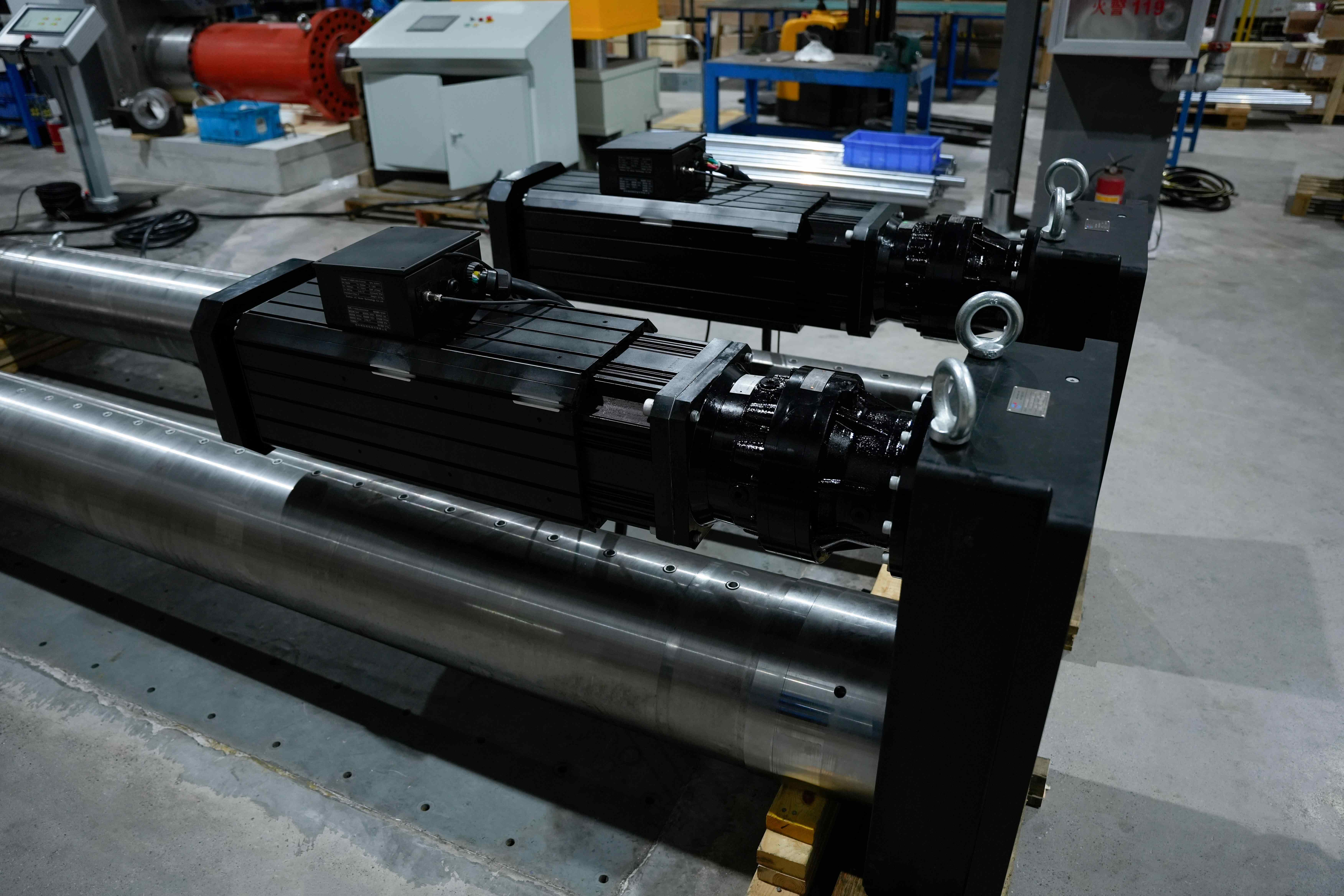 双 60 吨推力、3 米行程电缸系统同步顶升球形 LED 显示屏项目 双 60 吨推力、3 米行程电缸系统同步顶升球形 LED 显示屏项目