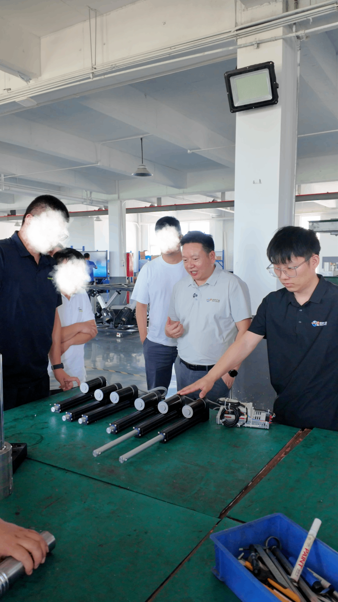 拒绝启动抖动！揭秘迈茨工业试验机如何做到“稳如泰山”